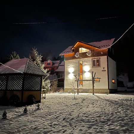 Гостьовий будинок У Пана Івана Яремче Екстер'єр фото